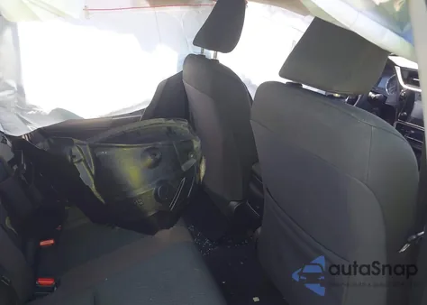 2018 Toyota Corolla Le z USA, uszkodzony, nr VIN 2T1BURHE9JC077152